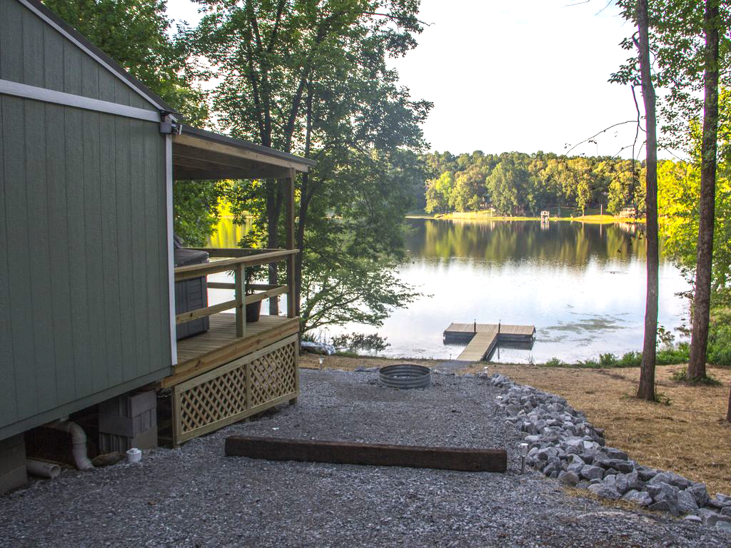 Relaxing Getaway Cabin with Dock | Hohman Lake Rentals